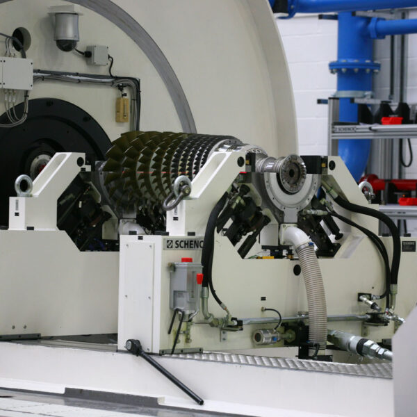 macchina equilibratrice per compressori
